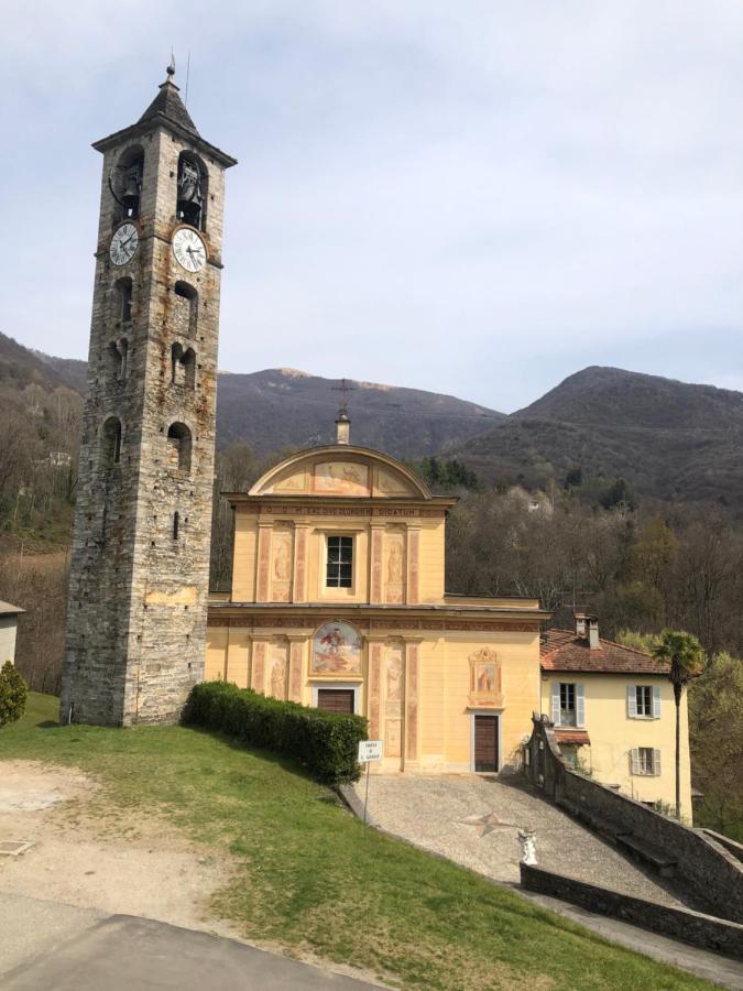 Casa Sassello - Appartamento Menta Dumenza Exterior foto